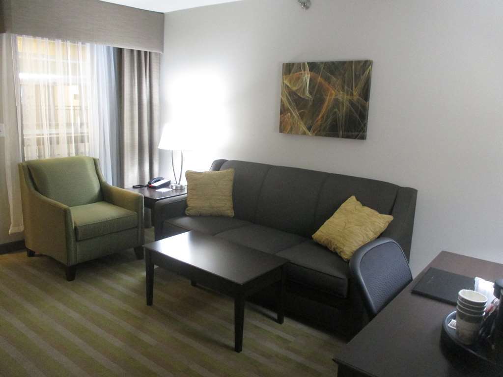 Best Western Harvest Inn & Suites Гранд-Форкс Номер фото