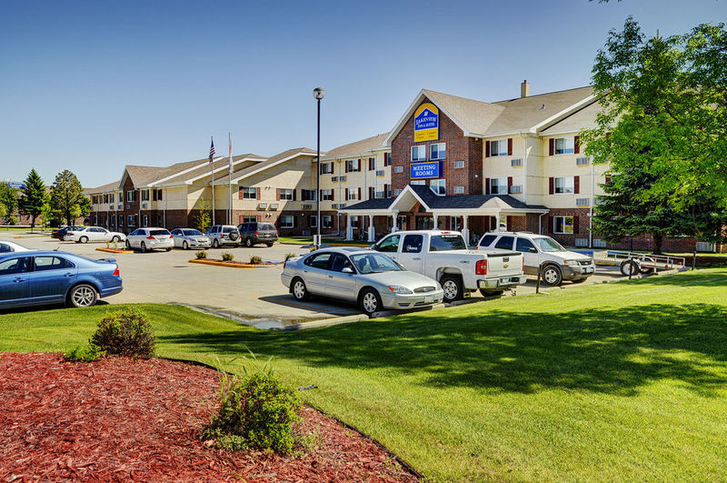 Best Western Harvest Inn & Suites Гранд-Форкс Экстерьер фото